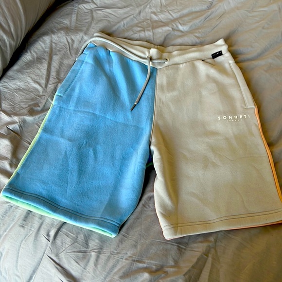 Sonneti London Large Sweat Shorts - Picture 1 of 3